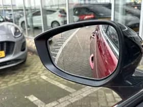 Mazda 3 thumbnail 8