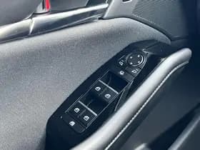 Mazda 3 thumbnail 20
