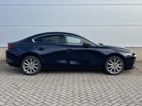 Mazda 3 thumbnail 4