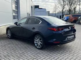 Mazda 3 thumbnail 6
