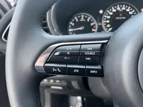 Mazda CX-30 thumbnail 14