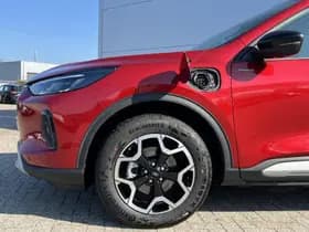 Ford Kuga thumbnail 9