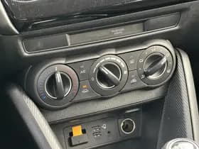 Mazda 2 thumbnail 15