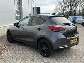 Mazda 2 thumbnail 4