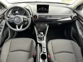 Mazda 2 thumbnail 8
