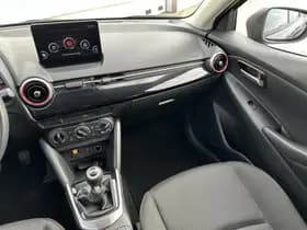 Mazda 2 thumbnail 10