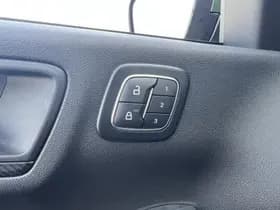 Ford Kuga thumbnail 18