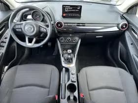 Mazda 2 thumbnail 10