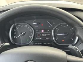 Opel Vivaro thumbnail 16