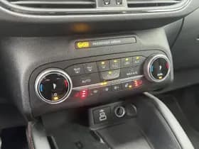 Ford Kuga thumbnail 27