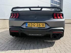 Ford Mustang thumbnail 8