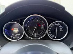Mazda MX-5 thumbnail 17