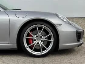 Porsche 911 thumbnail 11