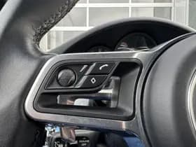 Porsche 911 thumbnail 37