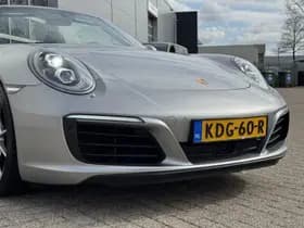 Porsche 911 thumbnail 6