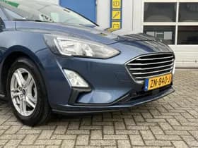 Ford Focus thumbnail 3