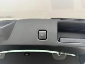 Ford Kuga thumbnail 11