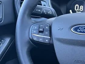 Ford Focus thumbnail 18