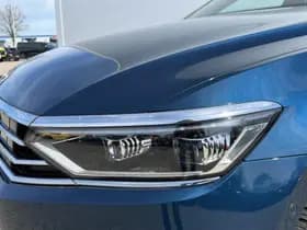 Volkswagen Passat thumbnail 12