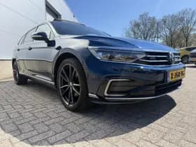 Volkswagen Passat thumbnail 3