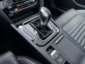 Volkswagen Passat thumbnail 26