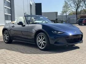 Mazda MX-5 thumbnail 3