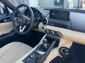 Mazda MX-5 thumbnail 25