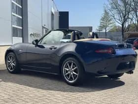 Mazda MX-5 thumbnail 7
