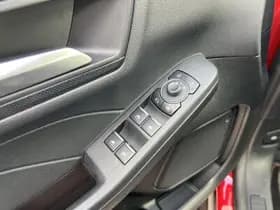 Ford Kuga thumbnail 15