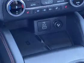 Ford Kuga thumbnail 24