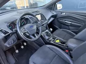 Ford Kuga thumbnail 5
