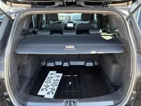 Ford Kuga thumbnail 7