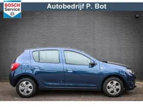 Dacia Sandero 0.9 TCe SL Royaal Net binnen; wordt nog showroomklaar gemaakt