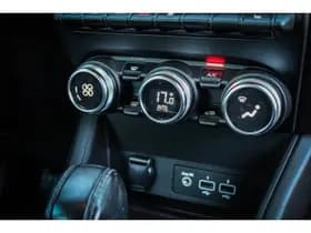 Renault Captur 1.3 TCe 140 Intens Van 17.950,- NU 16.950,- ! thumbnail 5