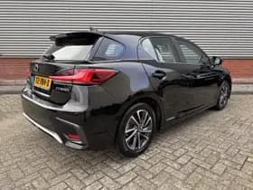 Lexus CT 200h Business Launch Edition thumbnail 2