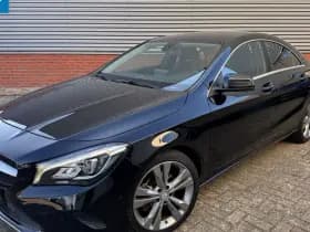 Mercedes-Benz CLA 180 Business Solution AMG