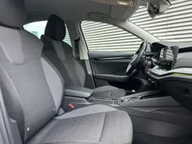 ŠKODA Octavia 1.0 e-TSI Business Edition thumbnail 6