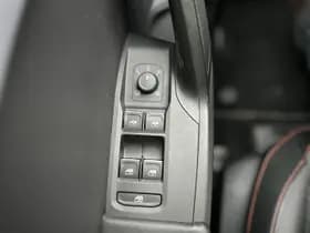 SEAT Leon 1.5 eTSI FR Launch Edition thumbnail 19