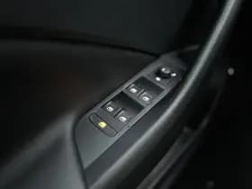 ŠKODA Kamiq 1.5 TSI ACT Business Edition thumbnail 6