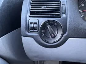 Volkswagen Golf 2.0 Highline thumbnail 6