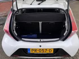 Toyota Aygo 1.0 VVT-i x-play thumbnail 16