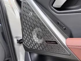 BMW 5 Serie 550e xDrive thumbnail 28