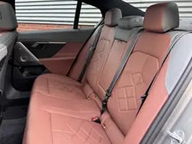 BMW 5 Serie 550e xDrive thumbnail 5