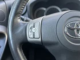 Toyota RAV4 thumbnail 11
