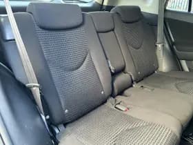 Toyota RAV4 thumbnail 18