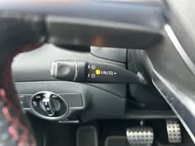 Mercedes-Benz CLA 180 Business Solution AMG Upgrade Edition thumbnail 11