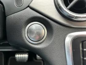 Mercedes-Benz CLA 180 Business Solution AMG Upgrade Edition thumbnail 16