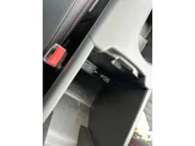 Mercedes-Benz CLA 180 Business Solution AMG Upgrade Edition thumbnail 23