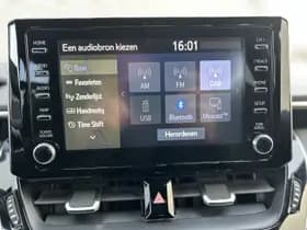 Toyota Corolla Touring Sports 1.8 Hybrid Business Plus thumbnail 14