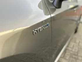 Toyota Corolla Touring Sports 1.8 Hybrid Business Plus thumbnail 24